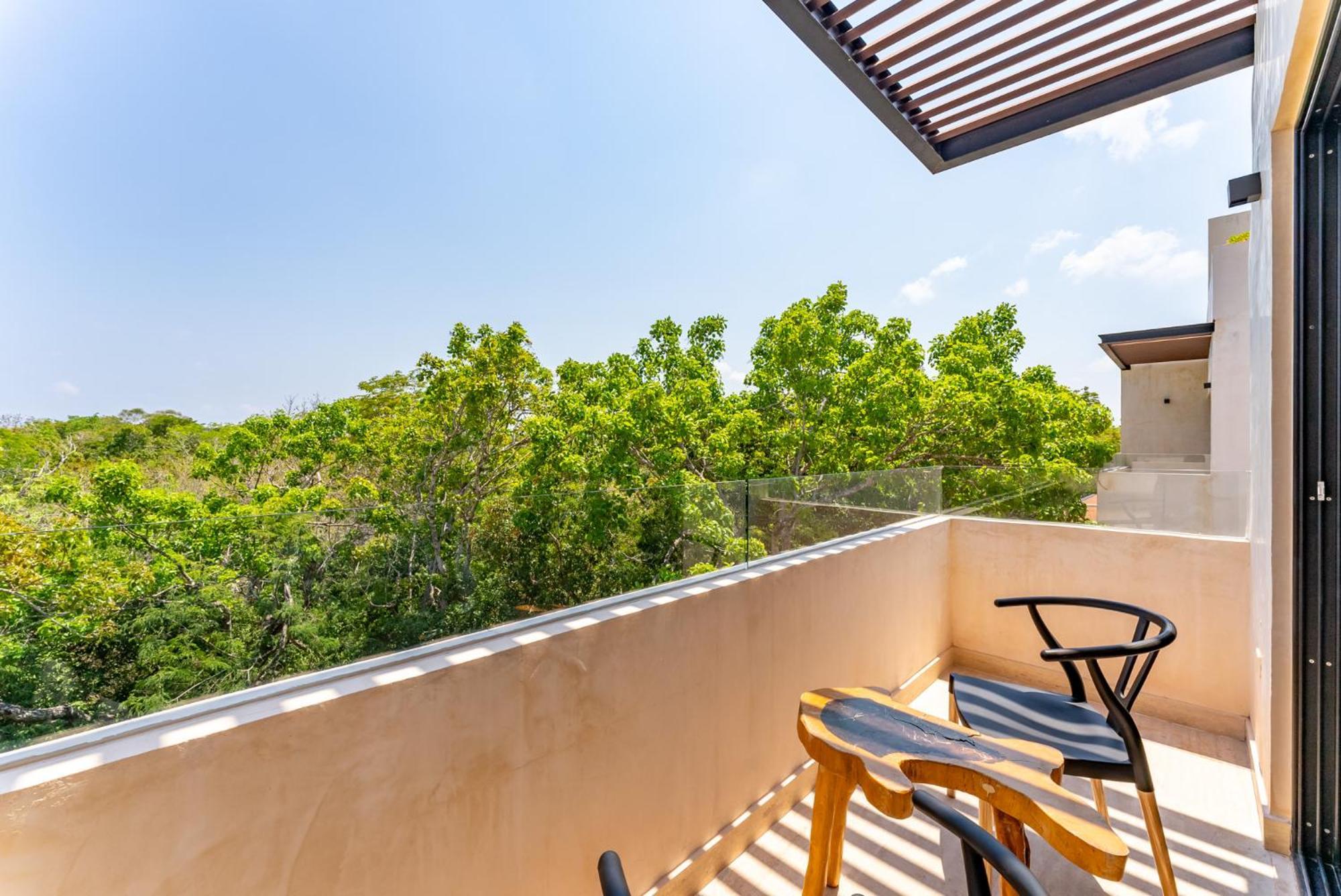 Luxury Gym Jacuzzi Wifi Starlink Apartment
